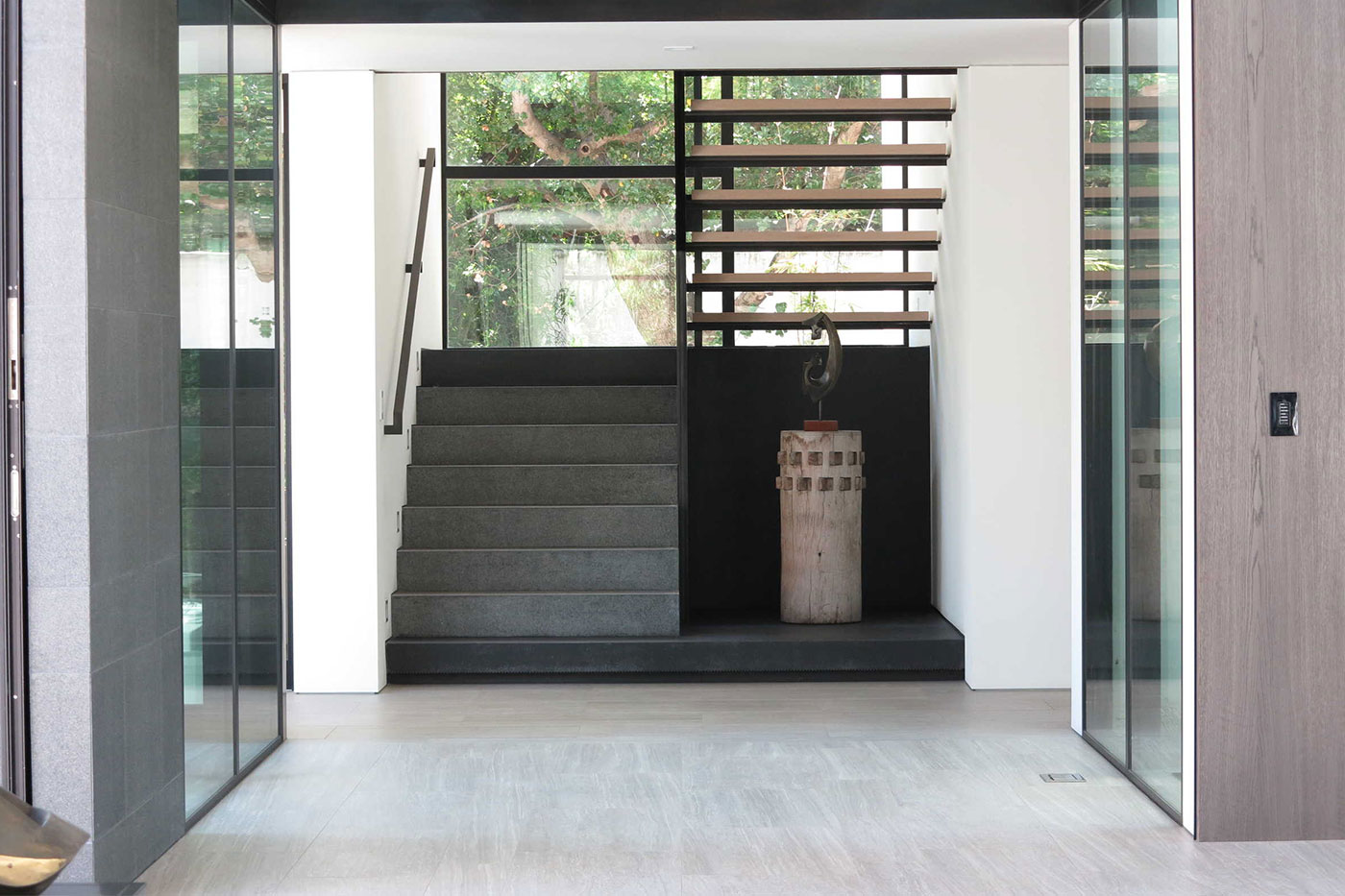 Atherton Modern — photograph 2