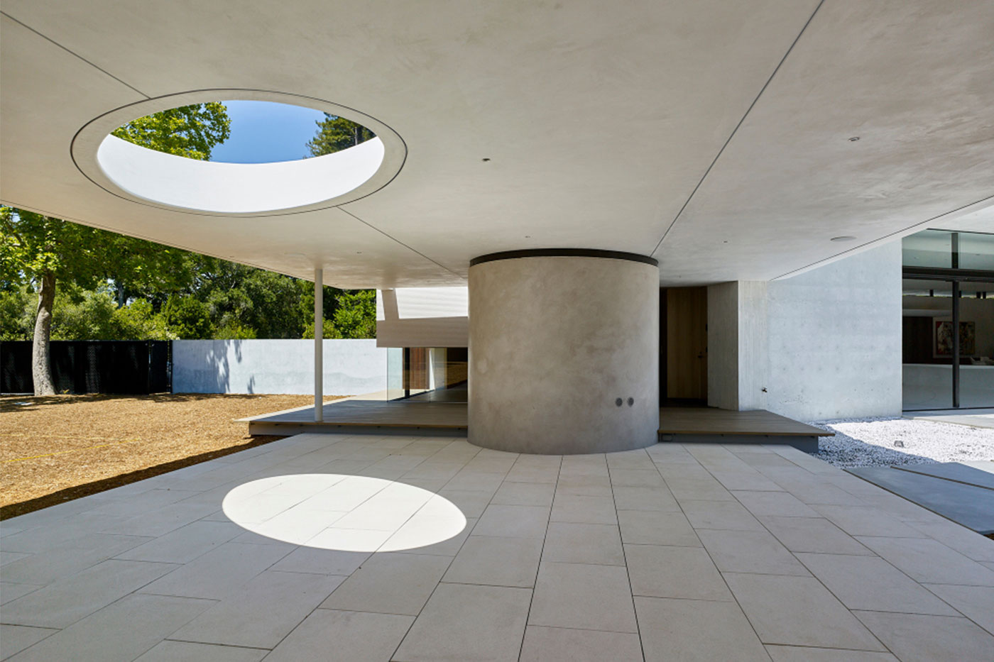 Atherton Unique Modern — photograph 2