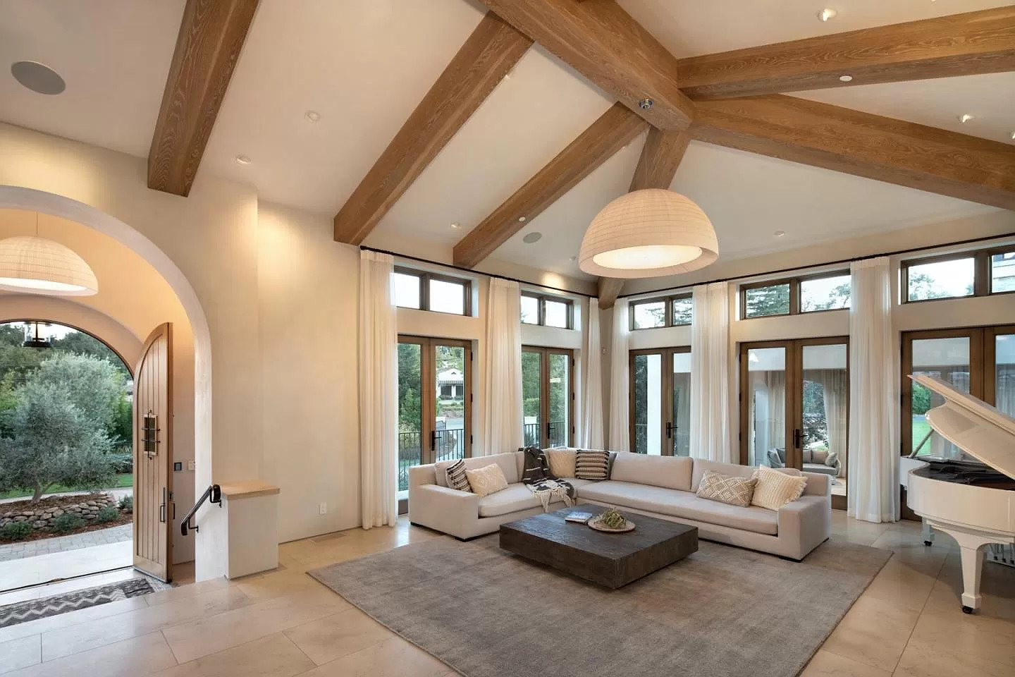 Los Altos Hills Villa — photograph 4